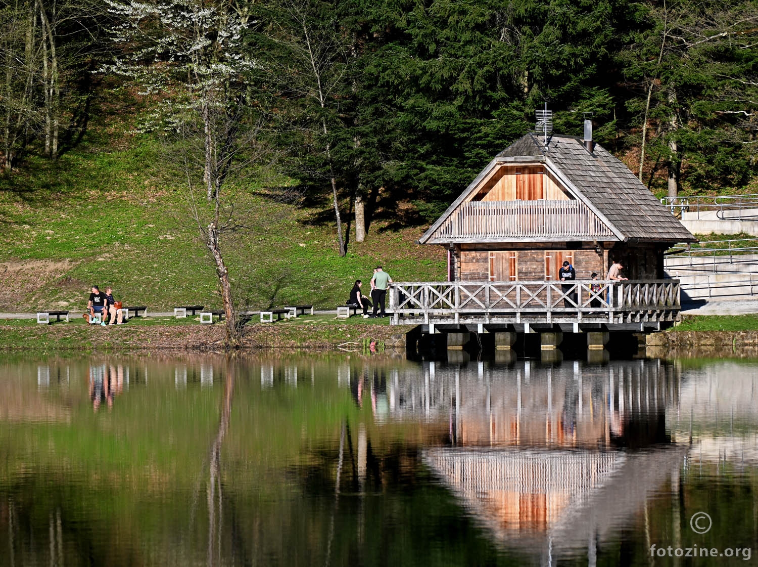 Trakošćansko jezero - ribarska kućica
